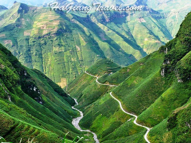 Trekking Northern Vietnam 11 Days